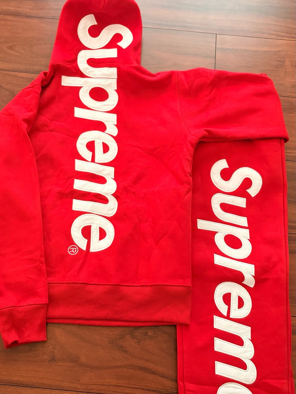 Logo Supreme Set , Red